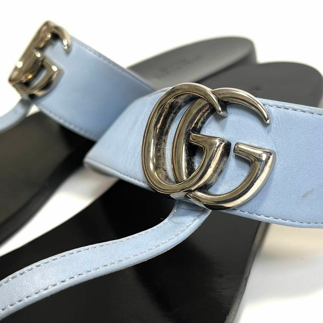 Gucci(グッチ)の【良品】グッチ　サンダル　マーモント　レザー　黒　ブラック　ゴールド　シューズ メンズの靴/シューズ(サンダル)の商品写真