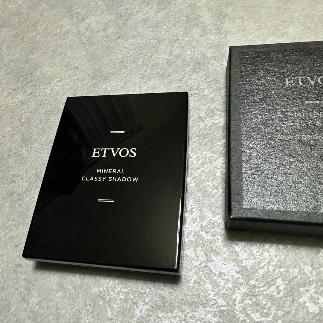 ETVOS(エトヴォス)のETVOS ヴィンテージグリッター コスメ/美容のベースメイク/化粧品(アイシャドウ)の商品写真
