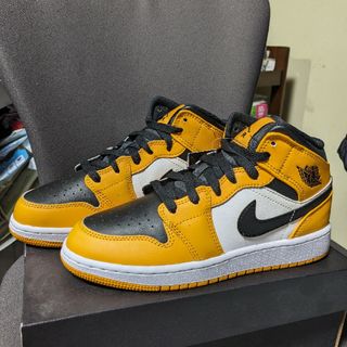 ジョーダン(Jordan Brand（NIKE）)のナイキ AIR JORDAN 1 MID GS Taxi 22.5cm 新品(スニーカー)