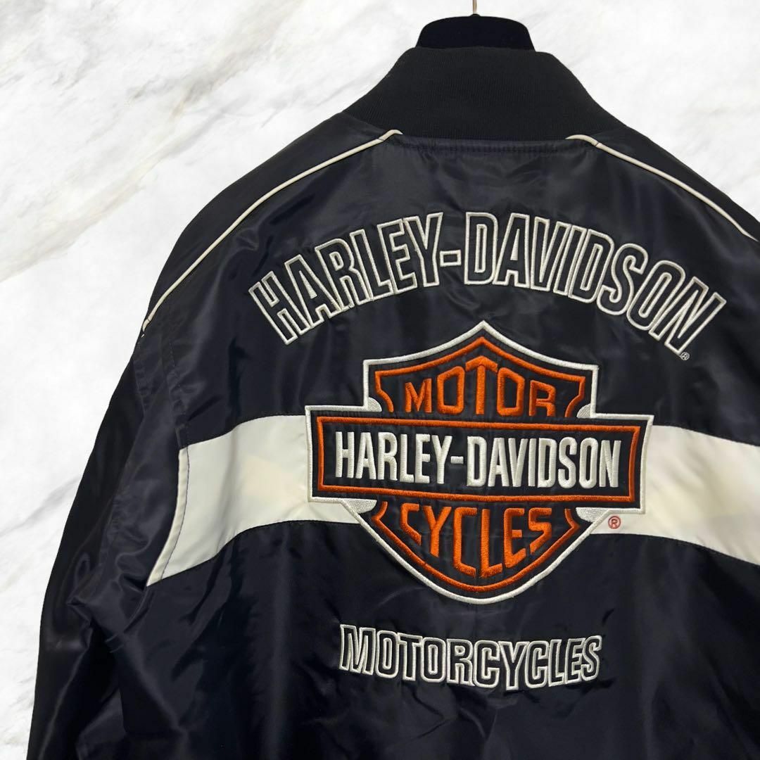 Harley Davidson(ハーレーダビッドソン)のハーレーダビッドソン 刺繍ロゴスタジャン L ブラック 黒 アウター バイク メンズのジャケット/アウター(ナイロンジャケット)の商品写真