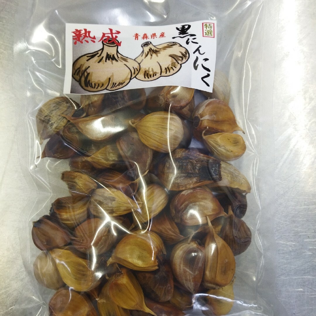 青森産　黒にんにく　黒にんに君　180グラム 食品/飲料/酒の健康食品(その他)の商品写真