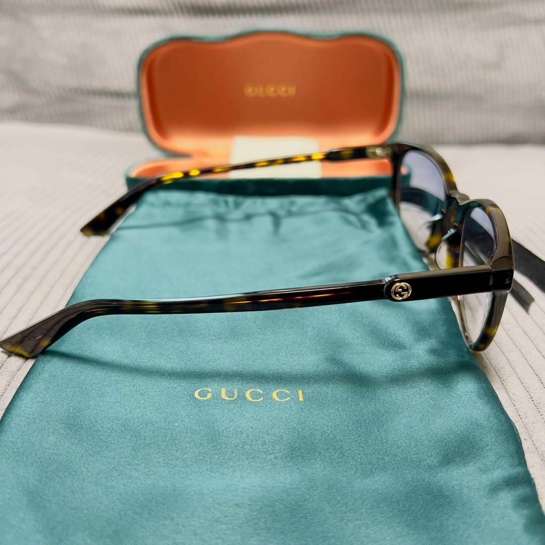 Gucci(グッチ)の【新品】GUCCI グッチ ブルーレンズ サングラス ケース付き ベッコウ 鼈甲 メンズのファッション小物(サングラス/メガネ)の商品写真