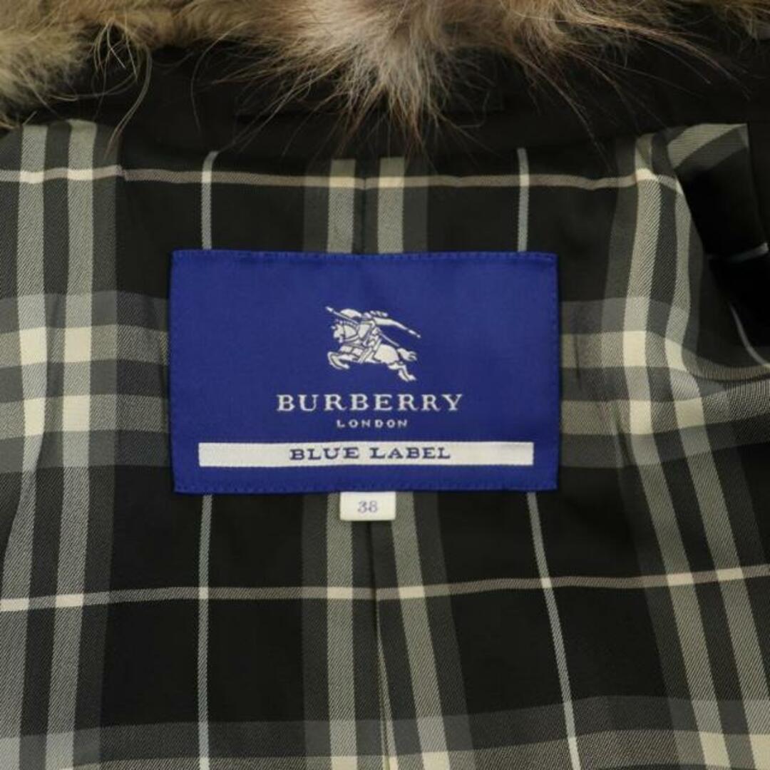 BURBERRY BLUE LABEL(バーバリーブルーレーベル)のバーバリーブルーレーベル トレンチコート 裏地チェック フォックスファー ベルト レディースのジャケット/アウター(トレンチコート)の商品写真