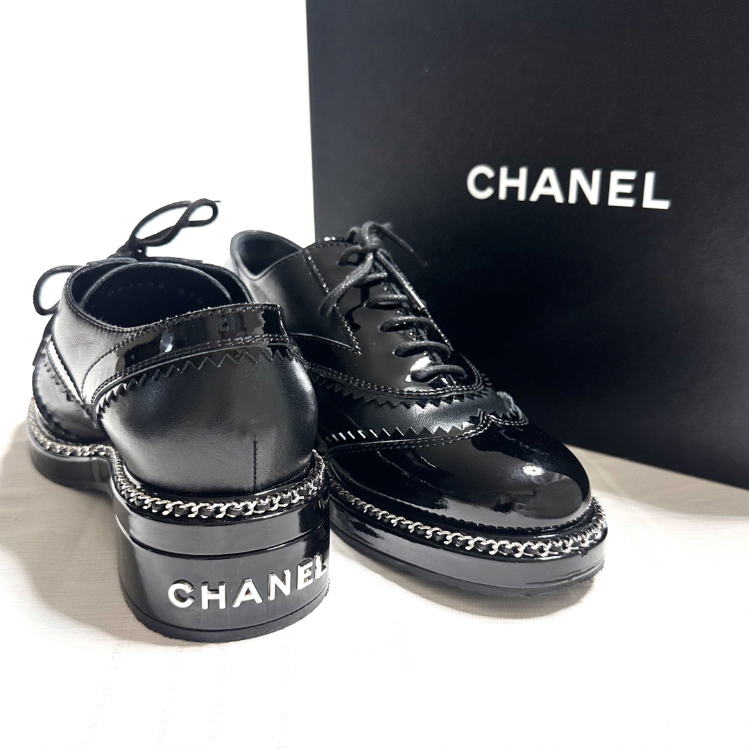 CHANEL(シャネル)のCHANEL シャネル　ローファー　レースアップ　フラットシューズ　革靴　極美品 レディースの靴/シューズ(ローファー/革靴)の商品写真