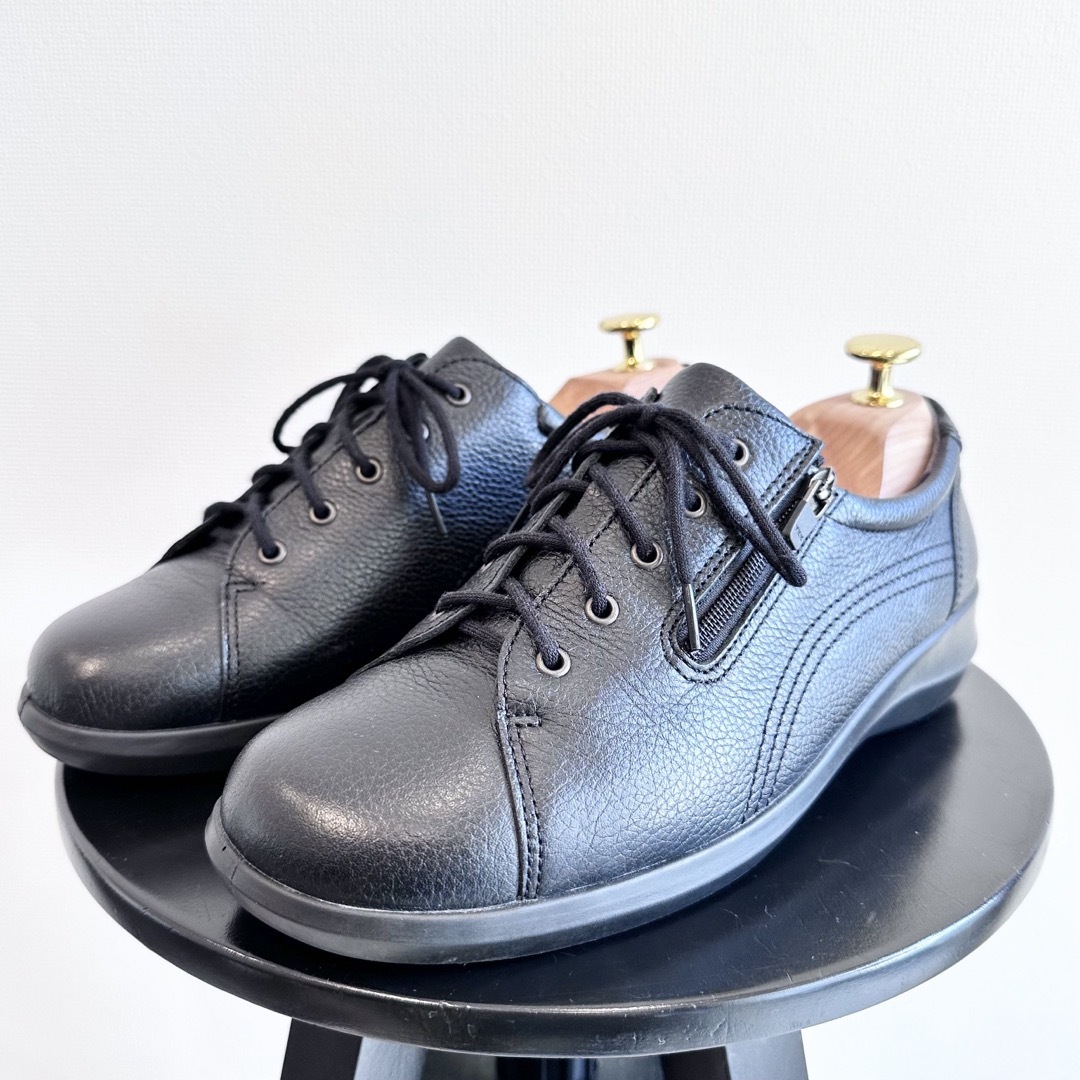 ACHILLES SORBO(アキレスソルボ)のアキレスソルボ　レザーシューズ　サイドジップ　ウォーキングシューズ　ブラック　黒 レディースの靴/シューズ(スニーカー)の商品写真