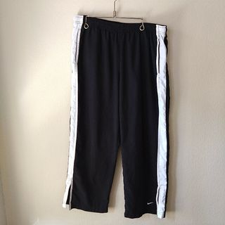 ナイキ(NIKE)のナイキ　NIKE　トラックパンツ　ジャージパンツ　ブラック スリット入り(その他)