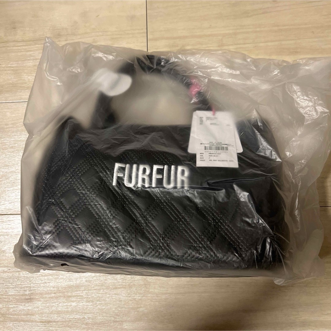 fur fur(ファーファー)のキルティングロゴトートバッグ レディースのバッグ(トートバッグ)の商品写真