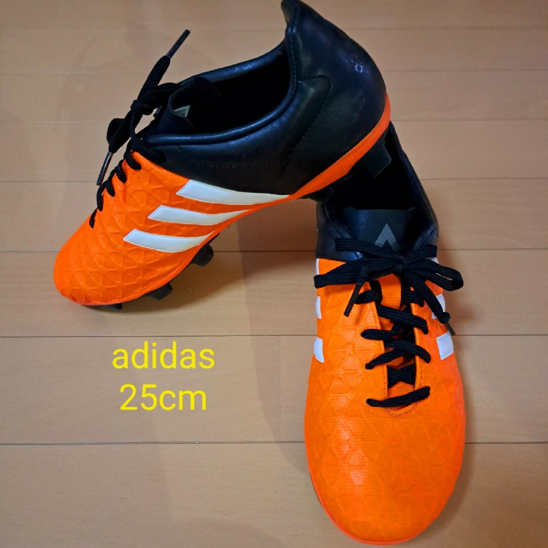 adidas(アディダス)の25cm スパイク adidas スポーツ/アウトドアのサッカー/フットサル(シューズ)の商品写真