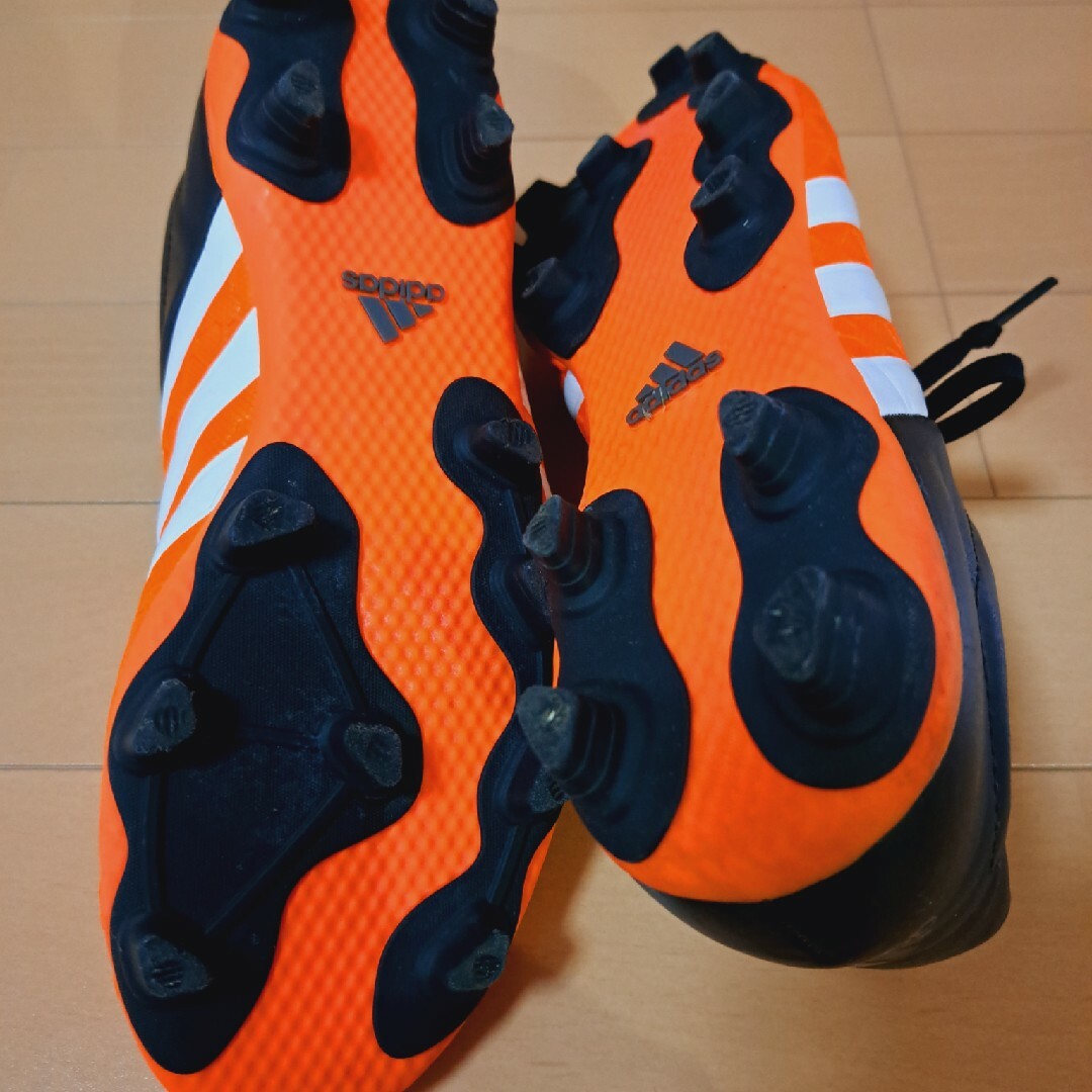 adidas(アディダス)の25cm スパイク adidas スポーツ/アウトドアのサッカー/フットサル(シューズ)の商品写真