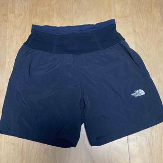 ザノースフェイス(THE NORTH FACE)の極美品　ノースフェイス　パンツ　Lサイズ(ショートパンツ)