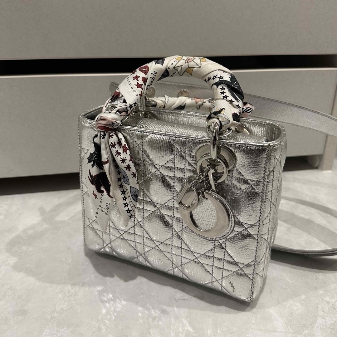 Christian Dior - lady dior スモール シルバーの通販 by Christian Dior - lady dior スモール シルバーの通販 by