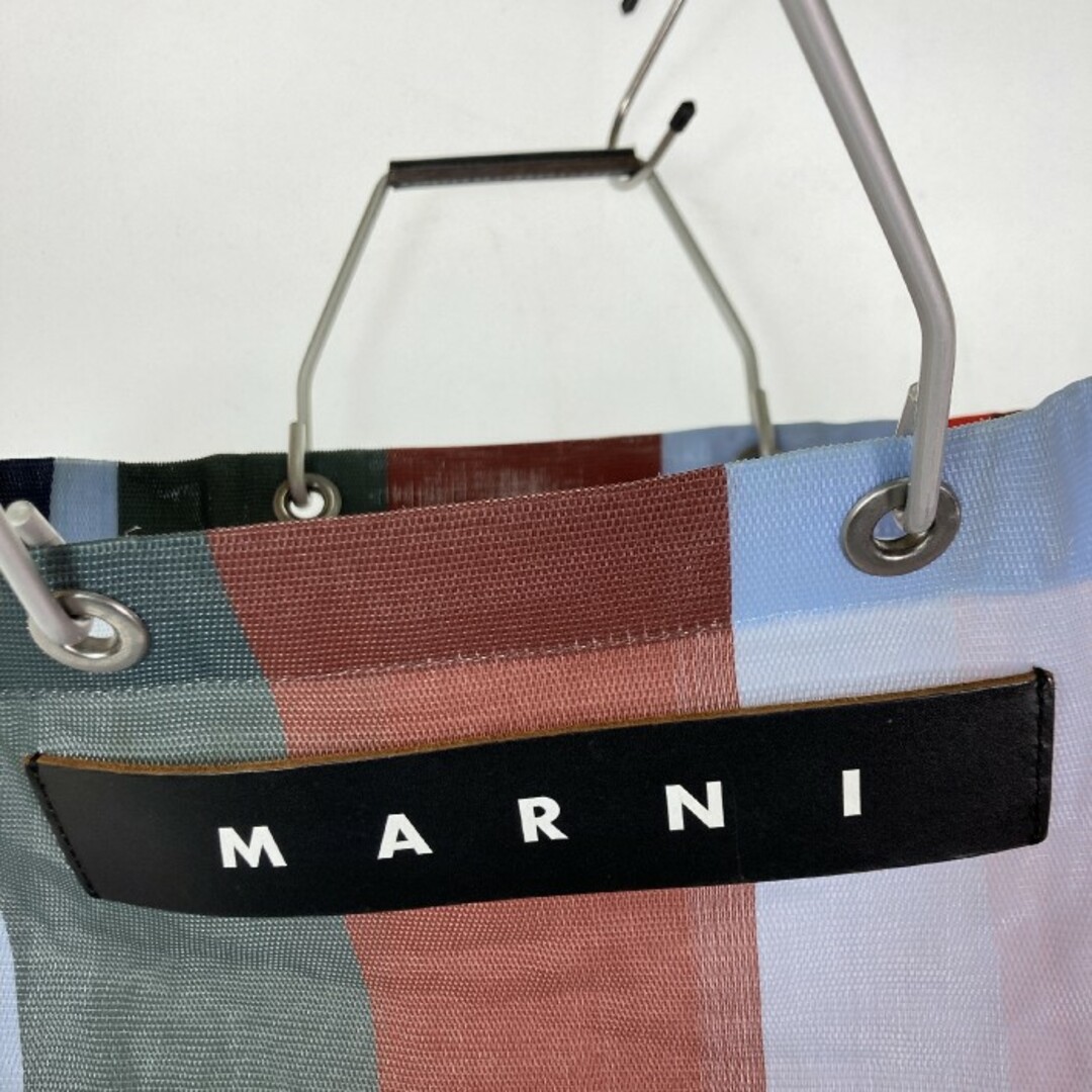 ★MARNI マルニ MARKETシリーズ マーケットトート メッシュバッグ ストライプ グリーン ブルー メンズのバッグ(その他)の商品写真