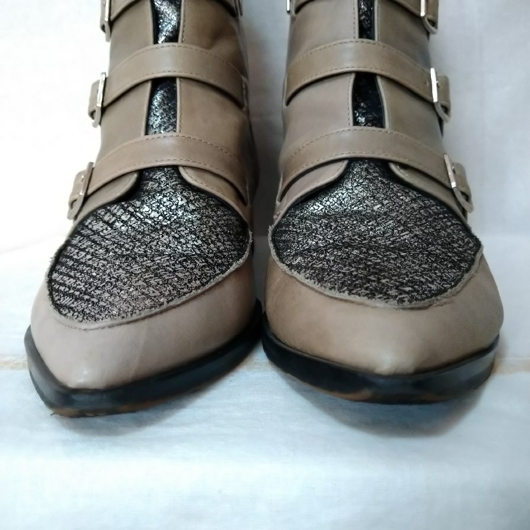 卑弥呼(ヒミコ)のtomo3様 おまとめ 卑弥呼ショートブーツ23.5  ツモリチサトカットソー レディースの靴/シューズ(ブーツ)の商品写真