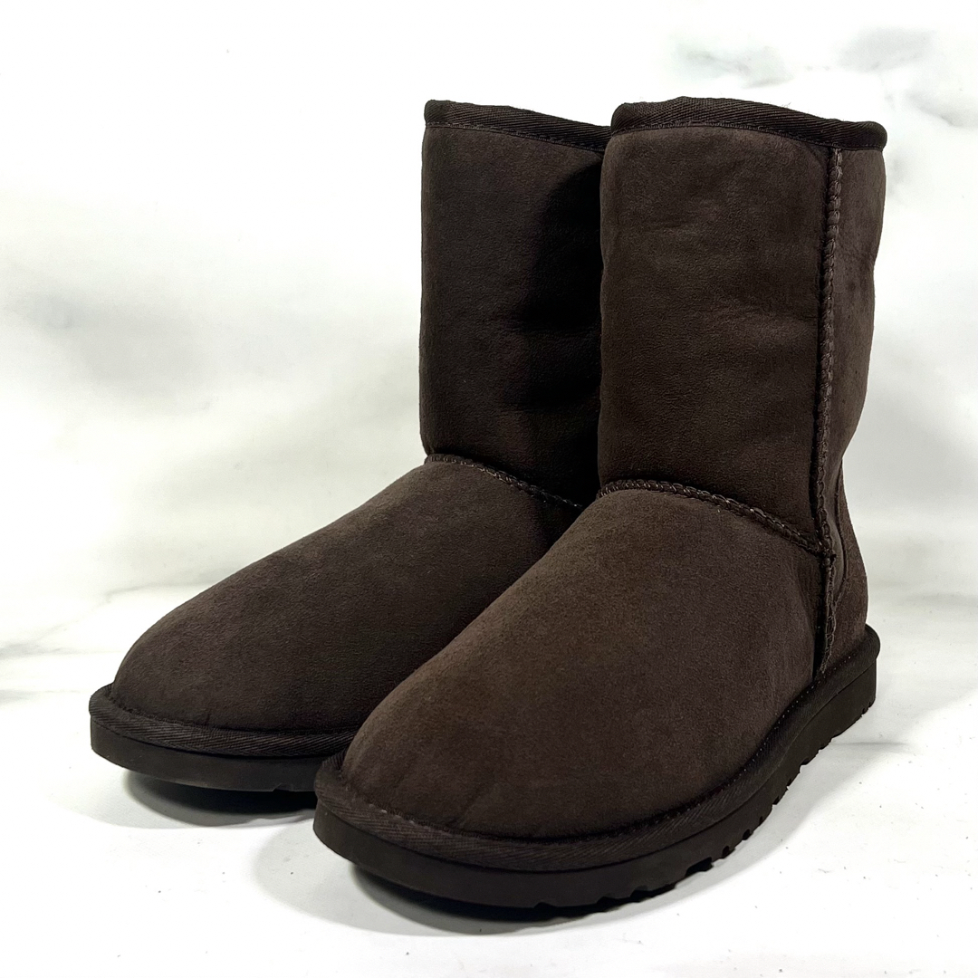 売り出し純正 【新品未使用】UGG CLASSIC SHORT ブーツ チョコ 23.0