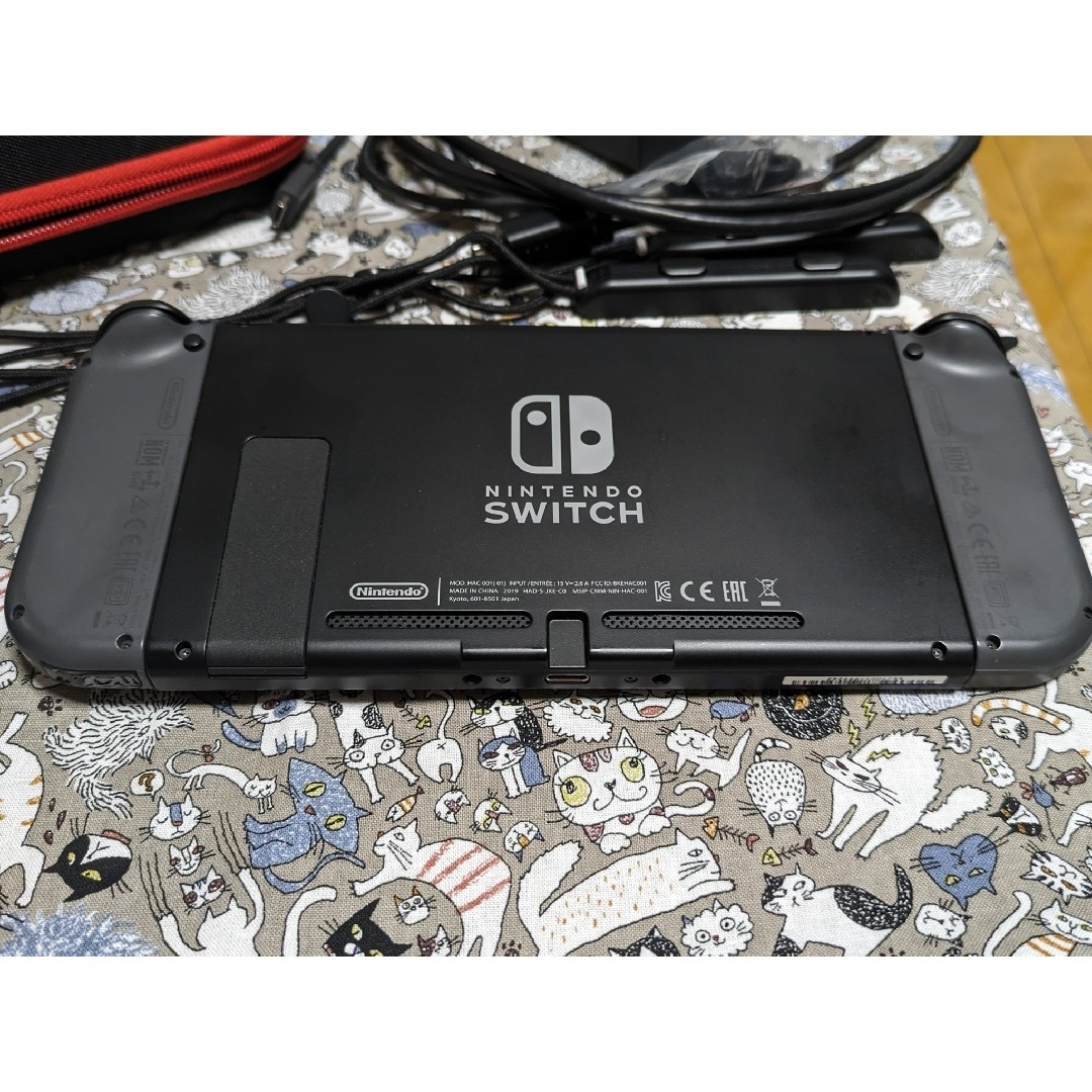 Nintendo Switch(ニンテンドースイッチ)のNintendo Switch  本体  セット　バッテリー強化型　箱無し エンタメ/ホビーのゲームソフト/ゲーム機本体(家庭用ゲーム機本体)の商品写真