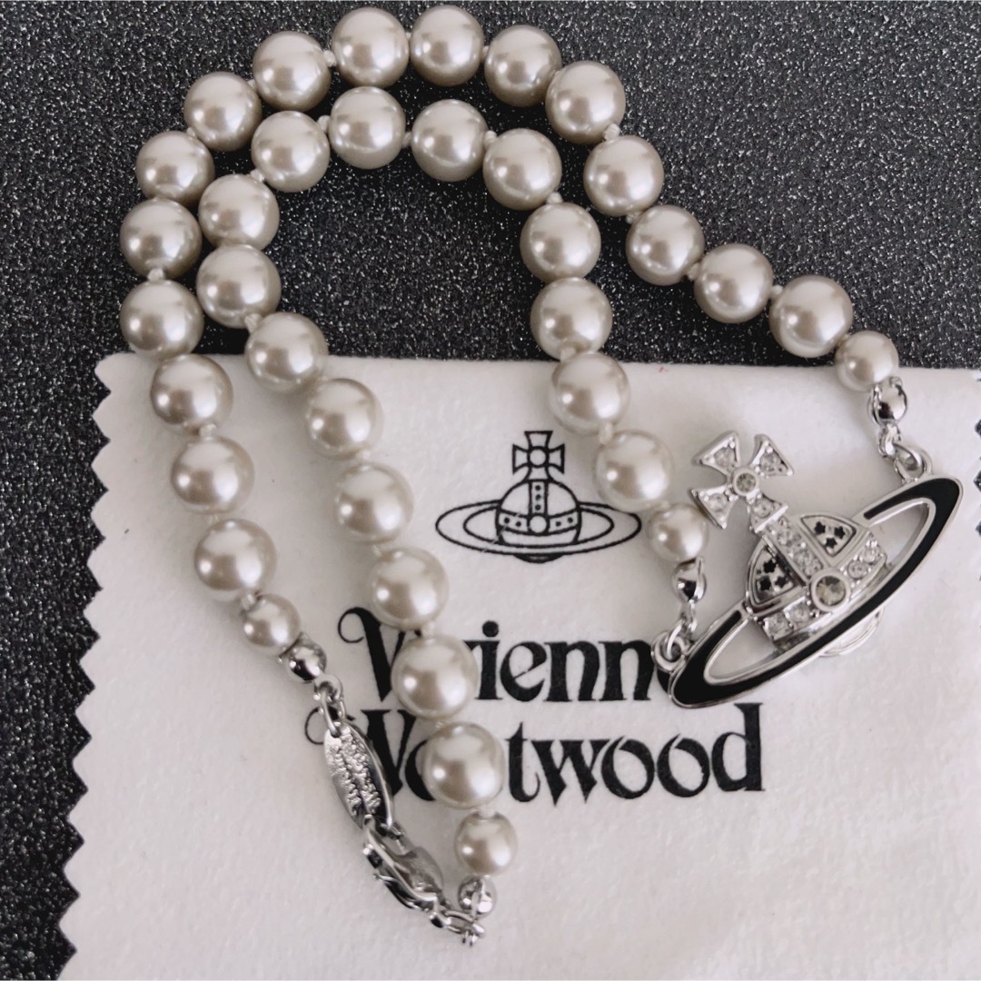 Vivienne Westwood(ヴィヴィアンウエストウッド)のヴィヴィアンウエストウッド　パールチョーカーネックレス レディースのアクセサリー(ネックレス)の商品写真