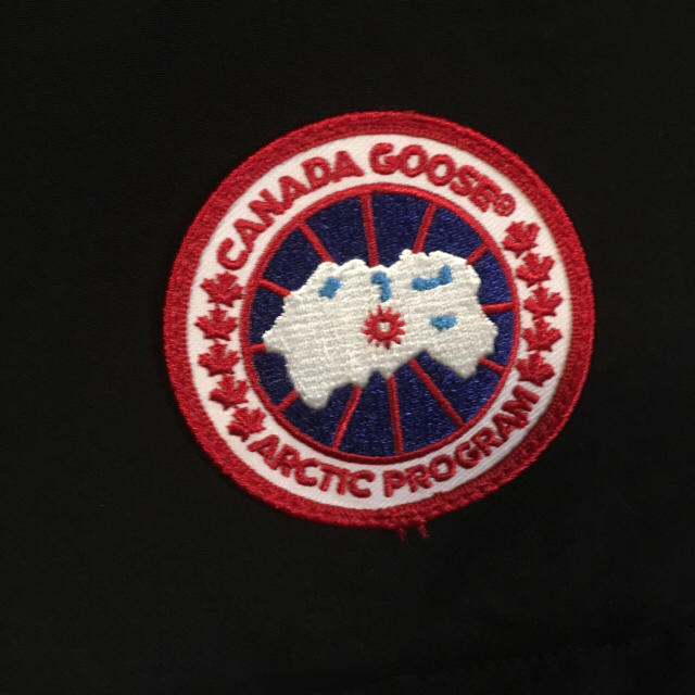 CANADA GOOSE(カナダグース)のカナダグース ダウンベスト メンズのジャケット/アウター(ダウンベスト)の商品写真