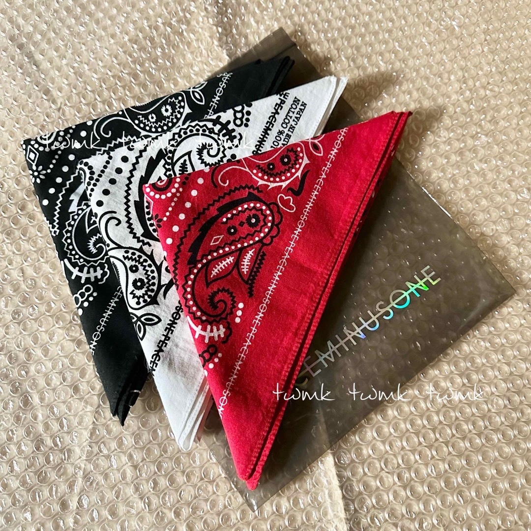 PEACEMINUSONE(ピースマイナスワン)の 【PMO®︎】PMO BANDANA SET / 正規品 新品未使用 メンズのファッション小物(バンダナ/スカーフ)の商品写真