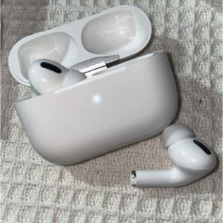 アップル(Apple)のワイヤレスイヤホン AirPods Proに負けない 高品質 Apple(ヘッドフォン/イヤフォン)