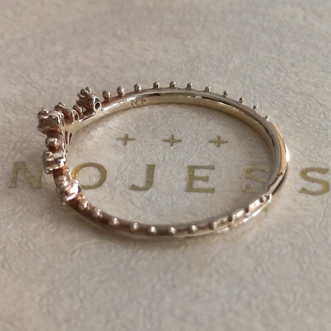 NOJESS(ノジェス)の【美品】ノジェス  ダイヤ リング　スズラン ティアラ　K10　YG　11号 レディースのアクセサリー(リング(指輪))の商品写真