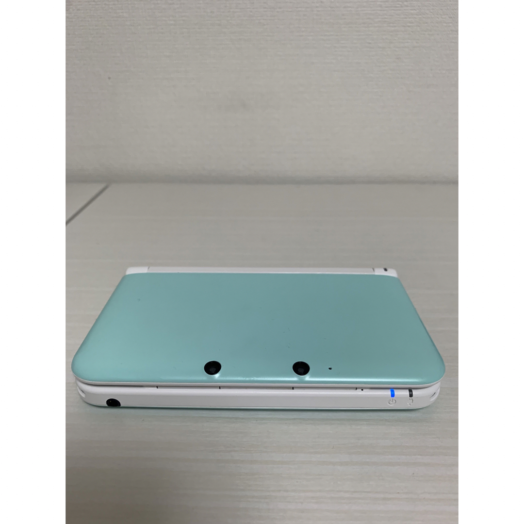 ニンテンドー3DS(ニンテンドー3DS)のニンテンドー3DS LL ミント×ホワイト　初期化済み エンタメ/ホビーのゲームソフト/ゲーム機本体(携帯用ゲーム機本体)の商品写真