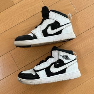 ジョーダン(Jordan Brand（NIKE）)のNIKE ジョーダン　スニーカー　キッズ(スニーカー)