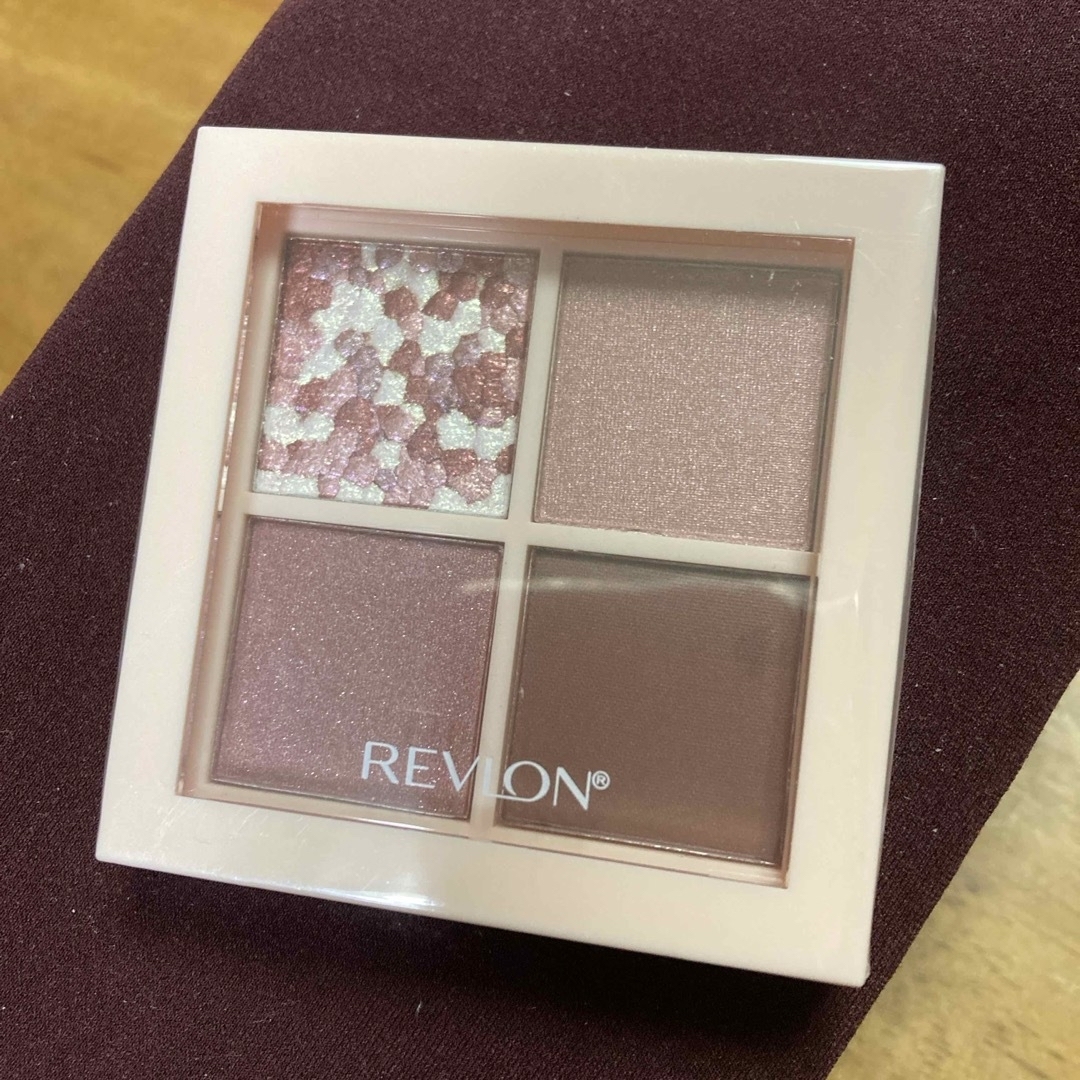 REVLON(レブロン)のレブロン　アイシャドウ　ジェリーティント コスメ/美容のベースメイク/化粧品(アイシャドウ)の商品写真