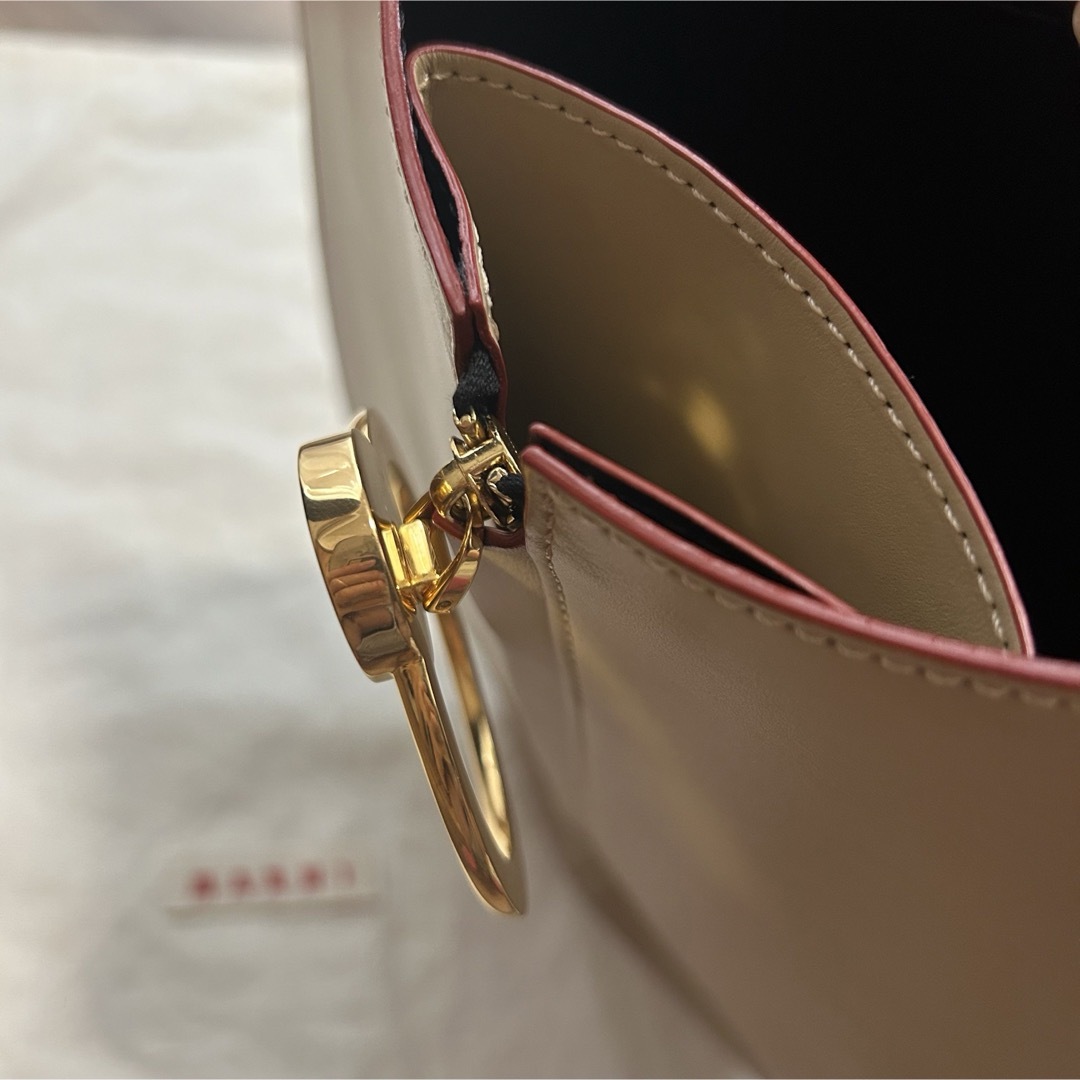 Marni(マルニ)のマルニ｜イヤリングバッグ レディースのバッグ(ショルダーバッグ)の商品写真