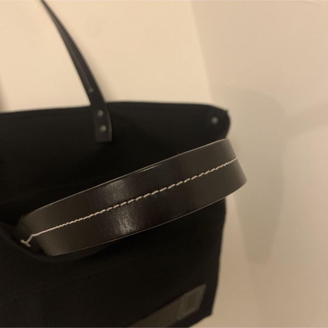 OAMC(オーエーエムシー)の【極美品】OAMC オーエーエムシーRUPERT BAG BLACKトートバッグ メンズのバッグ(トートバッグ)の商品写真