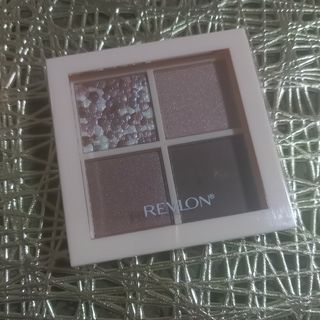 レブロン(REVLON)のレブロン ダズル アイシャドウ クアッド 004 ロージー ブラウン(3.0g)(アイシャドウ)