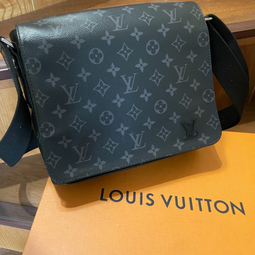 LOUIS VUITTON(ルイヴィトン)のlouis vuitton エクリプス　ディストリクト　ショルダーバッグ メンズのバッグ(ショルダーバッグ)の商品写真