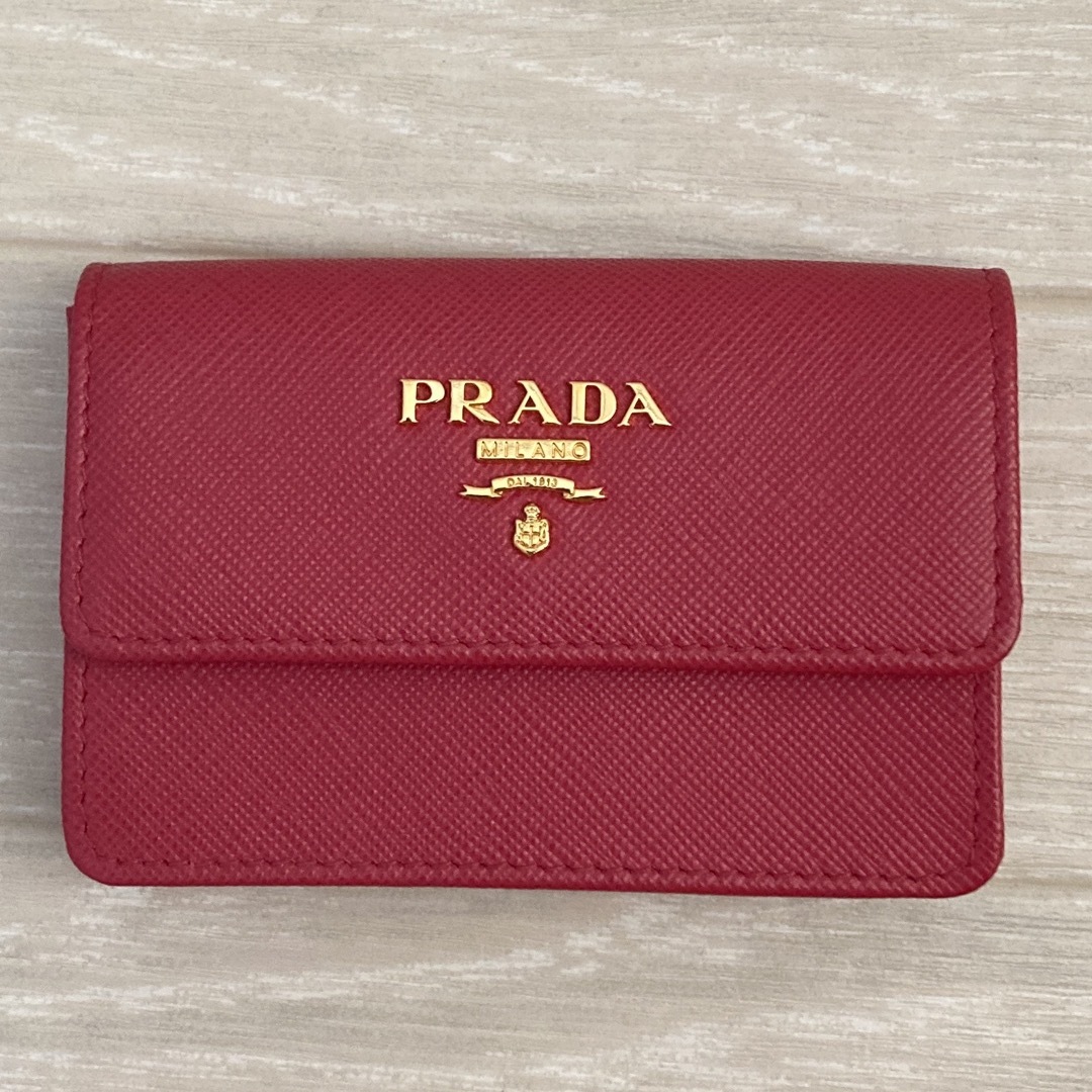 PRADA(プラダ)のPRADA プラダ カードケース サフィアーノ ピンク 極美品 レディースのファッション小物(名刺入れ/定期入れ)の商品写真