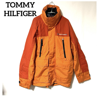 トミーヒルフィガー(TOMMY HILFIGER)のTOMMY HILFIGER  マウンテンパーカー　ナイロン　オレンジ系　刺繍(マウンテンパーカー)