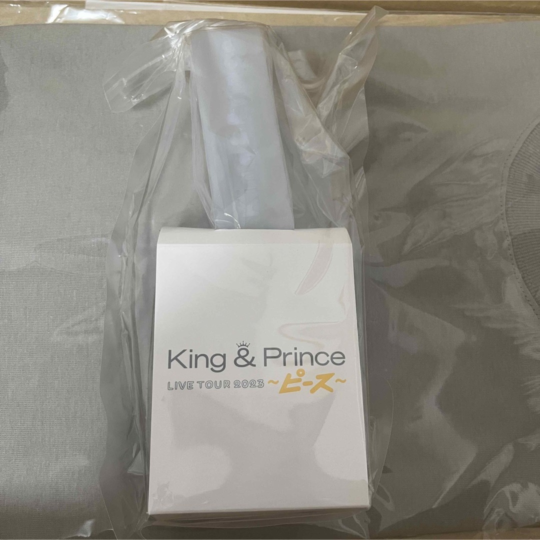 King & Prince(キングアンドプリンス)のKing&Prince ペンライト ペンラ ピース エンタメ/ホビーのタレントグッズ(アイドルグッズ)の商品写真