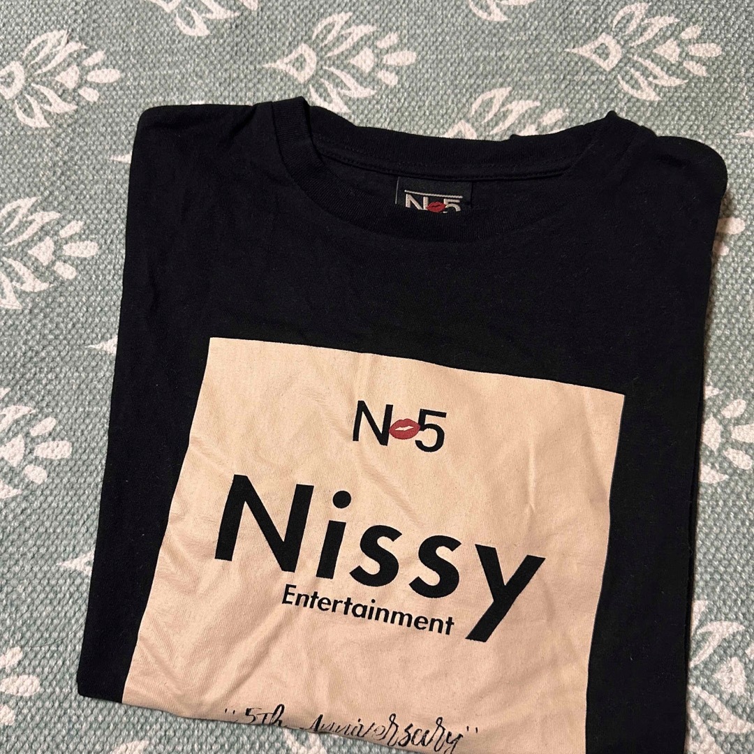 【美品】Nissy ライブTシャツ　Mサイズ エンタメ/ホビーのタレントグッズ(ミュージシャン)の商品写真