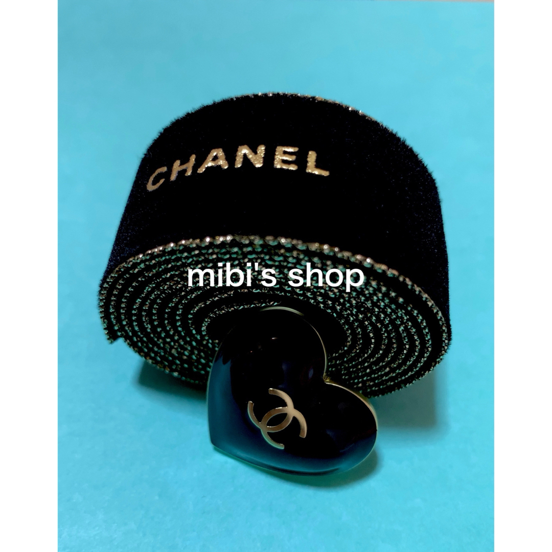 CHANEL(シャネル)のシャネル♥️ラッピングリボン　チャーム　ホリデー インテリア/住まい/日用品のオフィス用品(ラッピング/包装)の商品写真