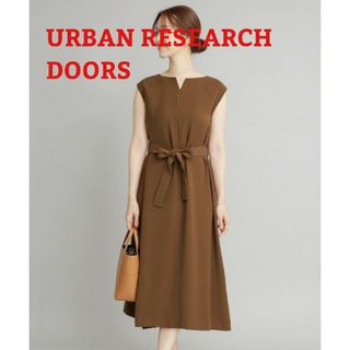 アーバンリサーチドアーズ(URBAN RESEARCH DOORS)のアーバンリサーチドアーズ スキッパーフレアワンピース ブラウン(ロングワンピース/マキシワンピース)