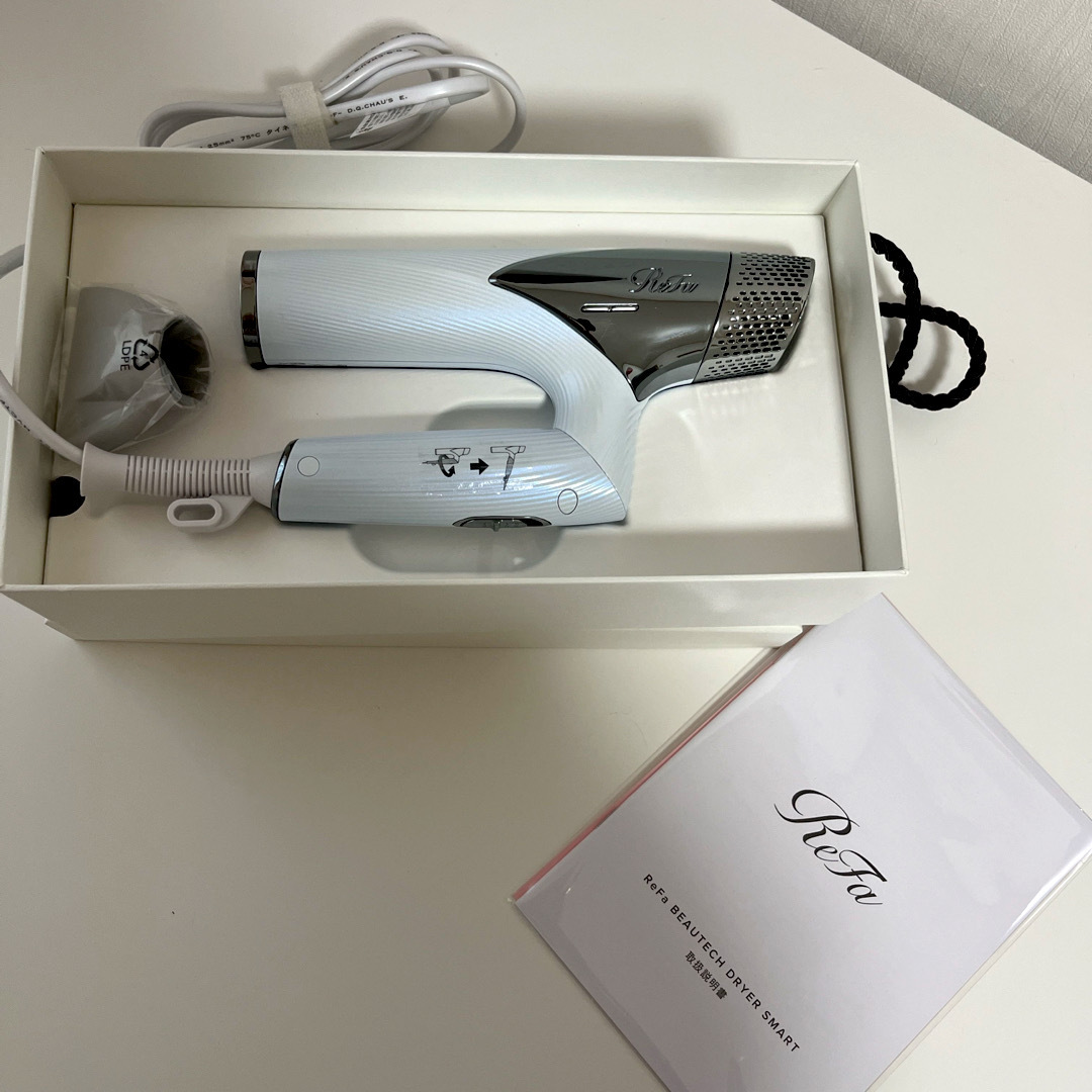 ReFa(リファ)のMTG ReFa BEAUTECH DRYER SMART RE-AN-02A スマホ/家電/カメラの美容/健康(ドライヤー)の商品写真