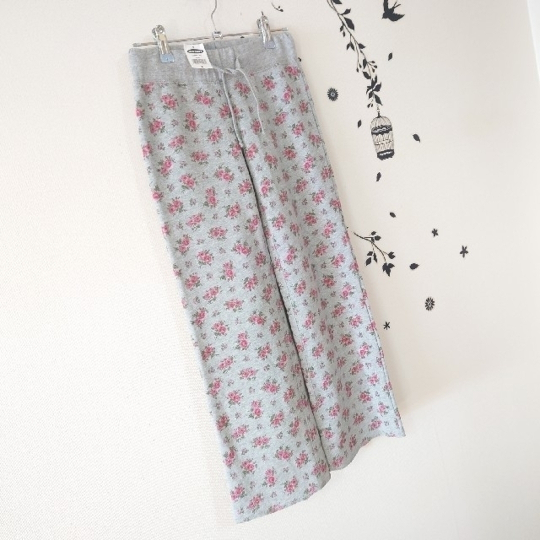 Old Navy(オールドネイビー)のお値下げ‼️★OLD NAVY / KIDS★新品★小花柄スウェットパンツ💕 キッズ/ベビー/マタニティのキッズ服女の子用(90cm~)(パンツ/スパッツ)の商品写真