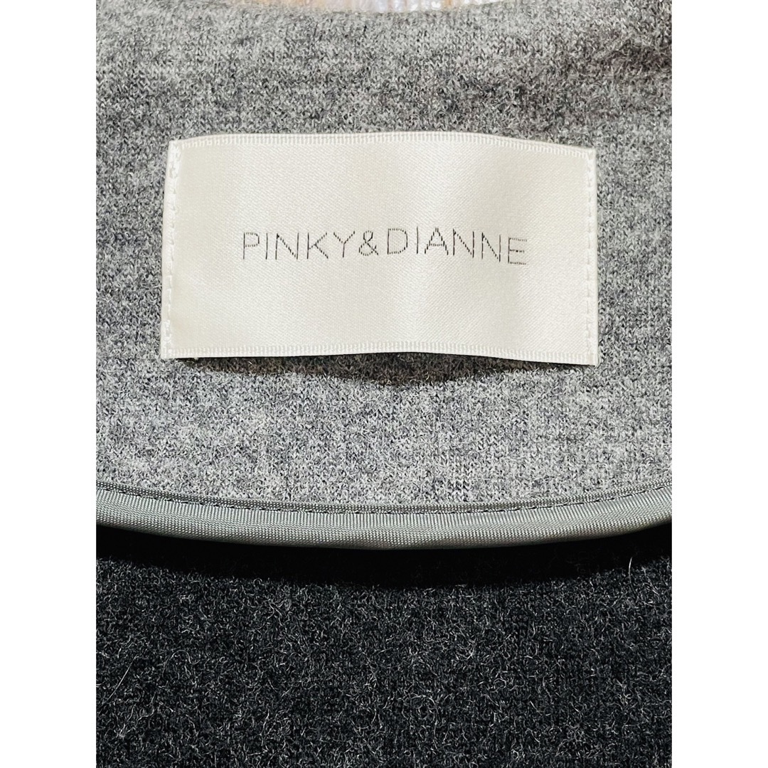 Pinky&Dianne(ピンキーアンドダイアン)のピンキー＆ダイアン コート グレー ポケット フェイクファー レディースのジャケット/アウター(ロングコート)の商品写真