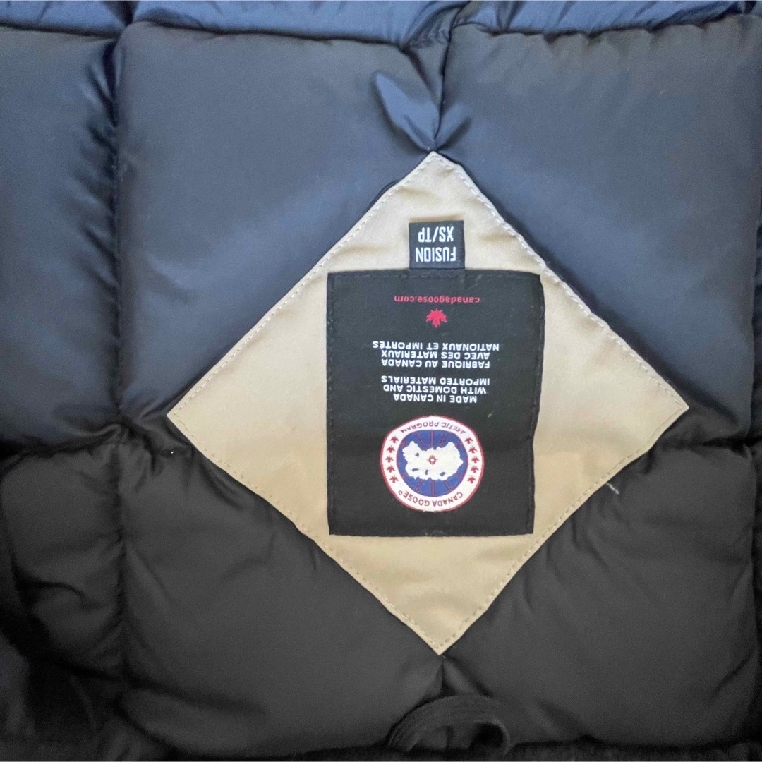 CANADA GOOSE(カナダグース)のカナダグース　ジャスパーXS 【希少コヨーテファー】 レディースのジャケット/アウター(ダウンジャケット)の商品写真