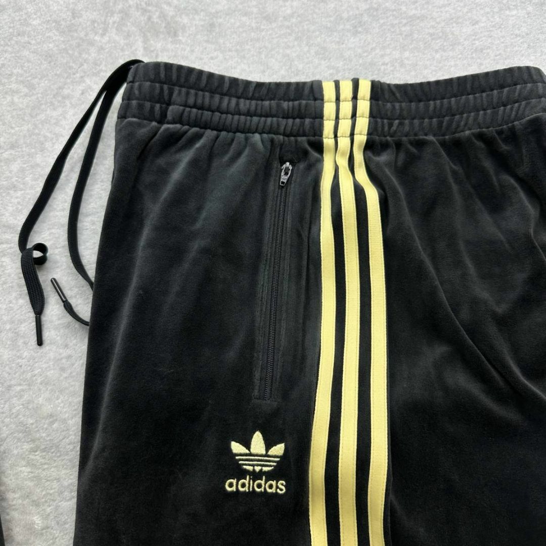 常田着用 新品 adidas Originals Mサイズ ベロア セットアップ