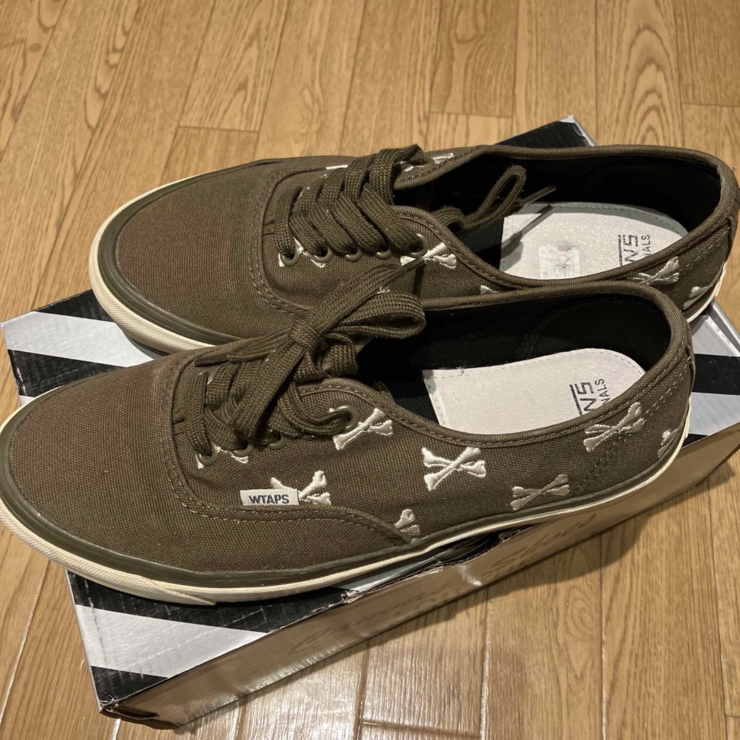 W)taps(ダブルタップス)のVANS AUTHENTIC WTAPS OLIVE CROSSBONES メンズの靴/シューズ(スニーカー)の商品写真