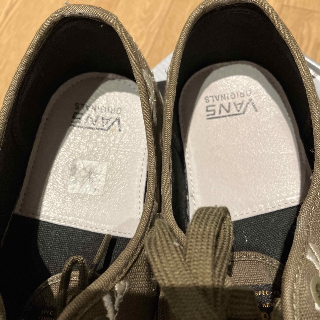 W)taps(ダブルタップス)のVANS AUTHENTIC WTAPS OLIVE CROSSBONES メンズの靴/シューズ(スニーカー)の商品写真