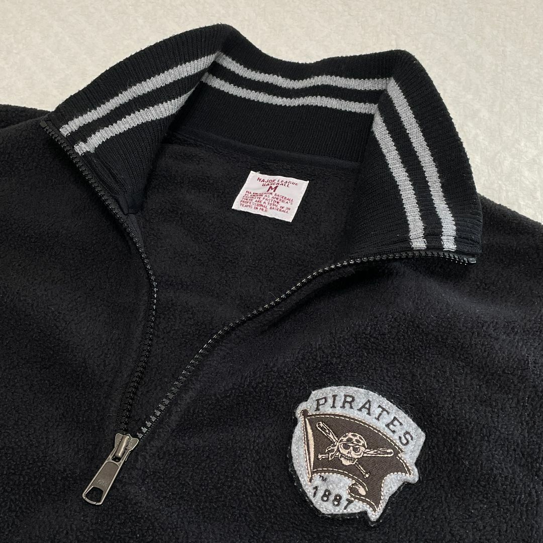 UNIQLO - ユニクロ UNIQLO MLB PIRATES コラボフリースの通販 by UNIQLO - ユニクロ UNIQLO MLB PIRATES コラボフリースの通販 by