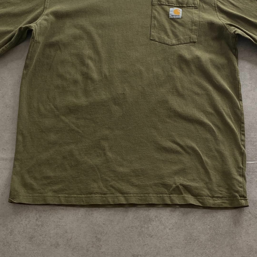 carhartt(カーハート)のCarhartt　カーハート　ロンT　ワンポケット　袖プリント　古着　カーキ　M メンズのトップス(Tシャツ/カットソー(七分/長袖))の商品写真