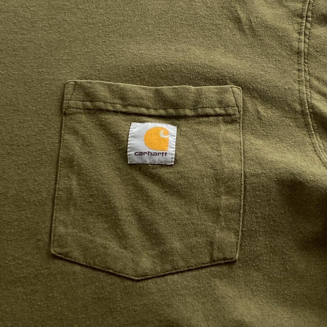 carhartt(カーハート)のCarhartt　カーハート　ロンT　ワンポケット　袖プリント　古着　カーキ　M メンズのトップス(Tシャツ/カットソー(七分/長袖))の商品写真
