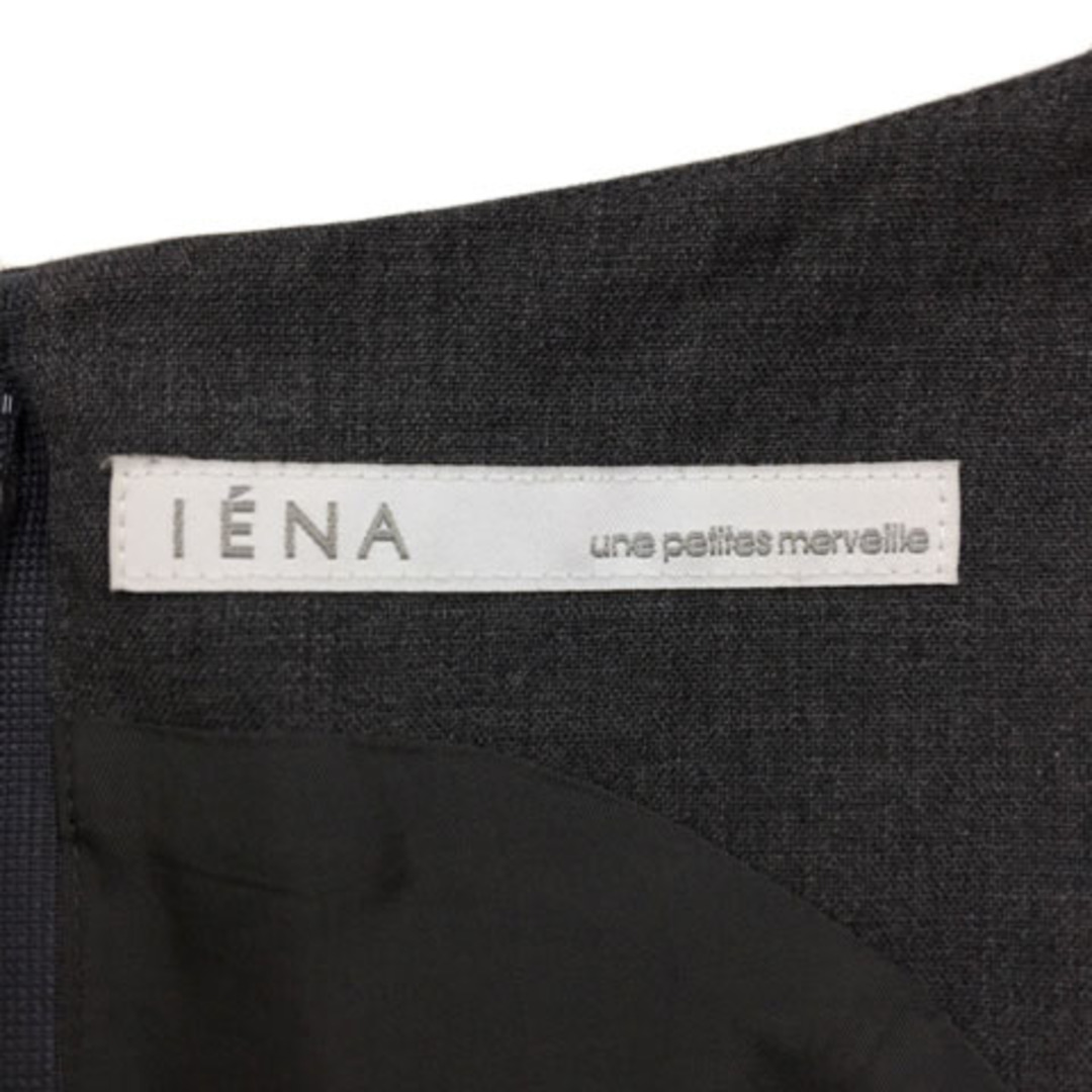 IENA(イエナ)のイエナ ワンピース Iライン ミニ タック 無地 ウール ノースリーブ グレー レディースのワンピース(ミニワンピース)の商品写真