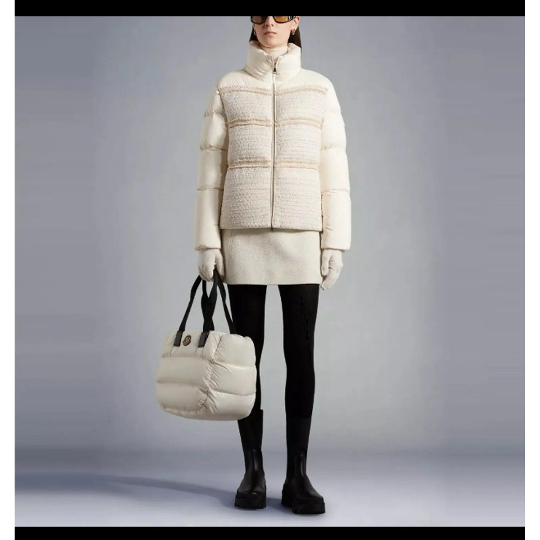 MONCLER(モンクレール)のMONCLER MONCLER   Aucunショートダウンジャケット レディースのジャケット/アウター(ダウンジャケット)の商品写真