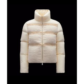 MONCLER(ダウンジャケット)のフリマアイテム一覧 MONCLER(ダウンジャケット)のフリマアイテム一覧